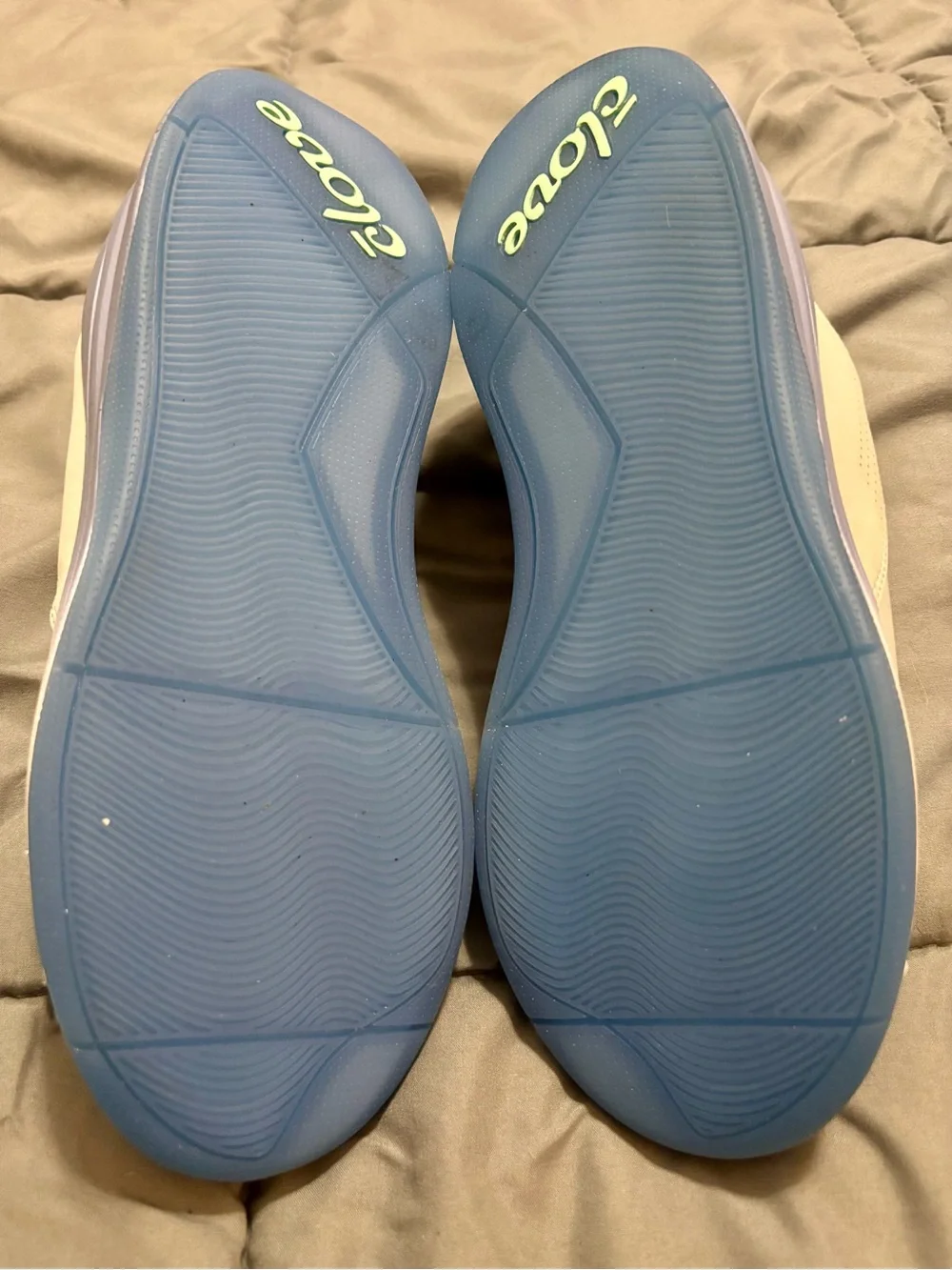 NEW‎ Clove Women’s Size 8 Grey Matter Nursing Running Shoes